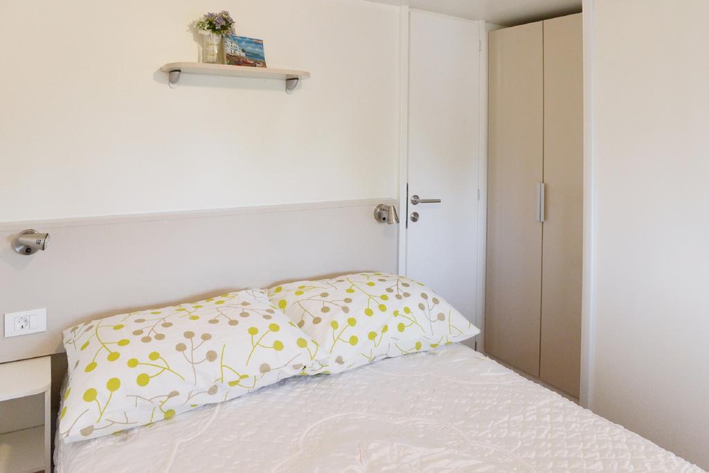 Mobile Homes Murter Jezera Extérieur photo